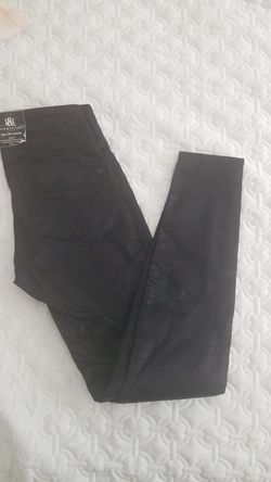 New size 2 women's Rock & republic black denim pull-on jeggings skinny Jeans