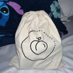 Exercise bands - Dani Munoz - For the peach