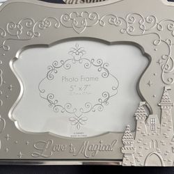 Disney Love Is Magical