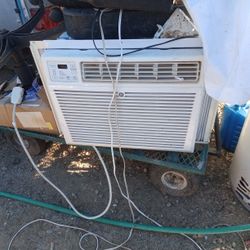 Air Conditioner (Window Unit)
