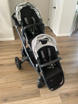 Uppababy Vista Stroller with accessories