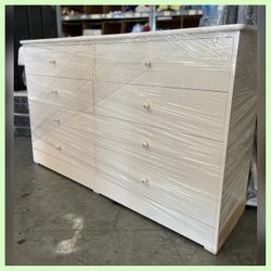 8 Drawer Dresser
