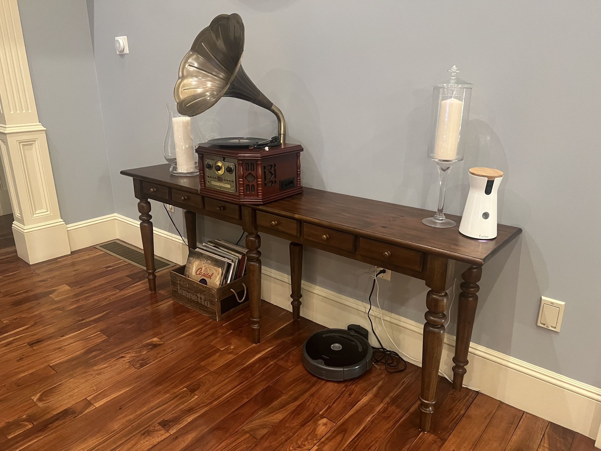 Pottery Barn Farmhouse Style Console With 6 Drawers.