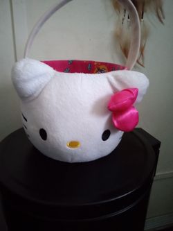Hello Kitty Basket