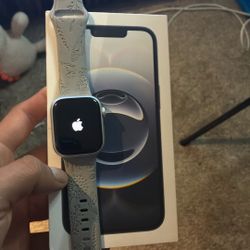Apple Watch 8