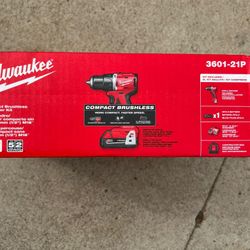 Milwaukee Power Drill
