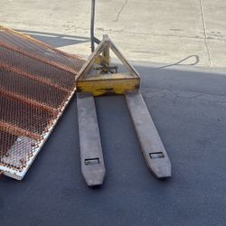 Pallet Jack 