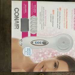 True Glow Sonic Facial Brush