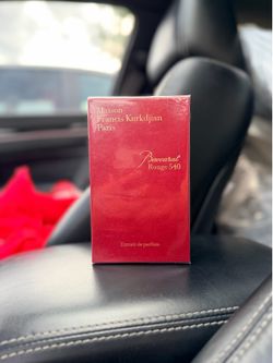 Baccarat Rouge 540 Extrait de parfum
