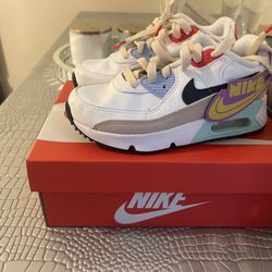 nike toddler   only worn twice size 12c 