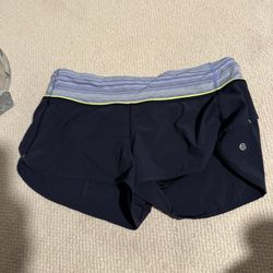 Womens Size 8 Lululemon Navy Blue Shorts 