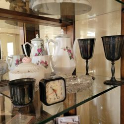 ESTATE SALE SATURDAY 8am - 2pm