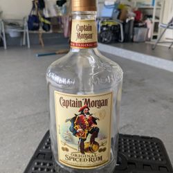 Captain Morgan Spiced Rum 1.75L Glass Bottle w Cap. Empty, Clean, Mint Condition