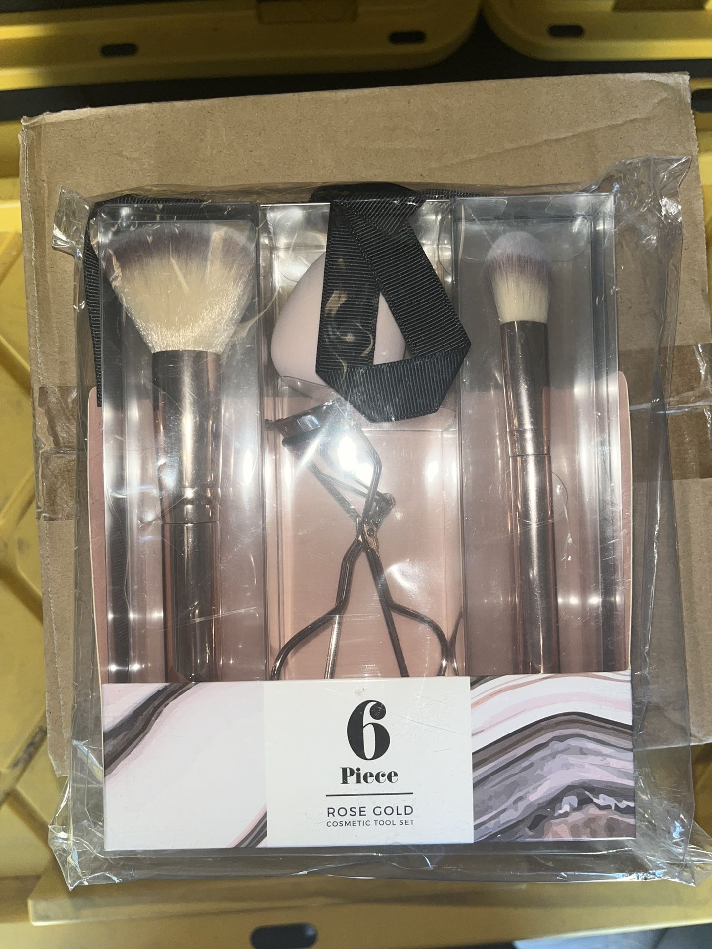 Cosmetic Tool Set