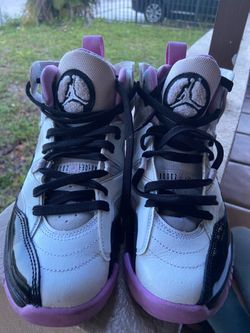 Jordan mpv 678 size 5.5y