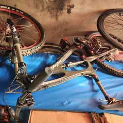 Ibis Mountain Bike Dont Use  Carbon Fiber  Tunned For135lbs