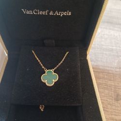 Vancleef Necklace Single Green Clover