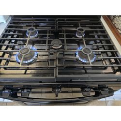Dish Washer And Gas Stove