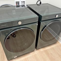 Samsung Bespoke 5.3 cu ft Green Washer and Dryer