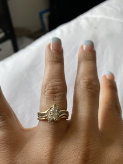 Ladies 14k Yellow Gold Wedding Set