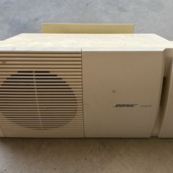 Bose Bookshelf Speaker