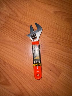 Klein Tools Extra Capacity Adjustable Wrench 6.5”