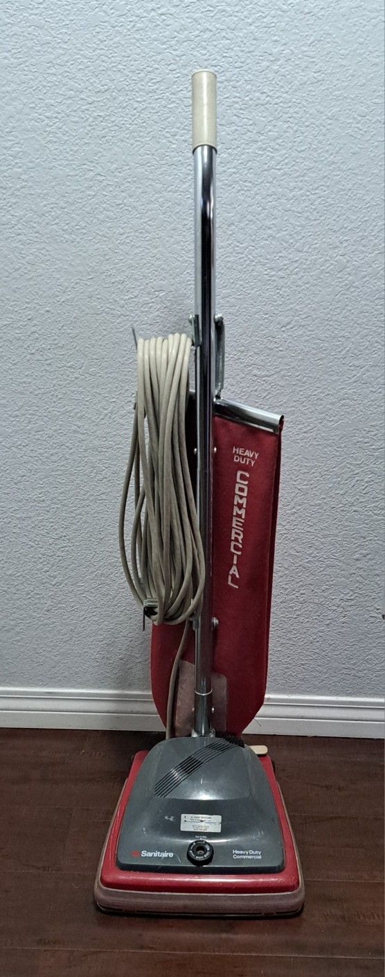 Sanitaire Heavy Duty Commercial Vaccuum