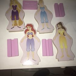 Disney Melissa And Doug 4 Princess Dress Up Doll Set