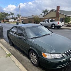 2000 Toyota Camry