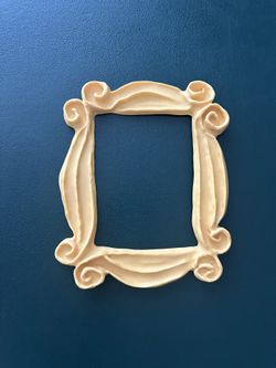 FRIENDS Wall Decor