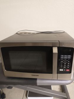 Toshiba microwave never used