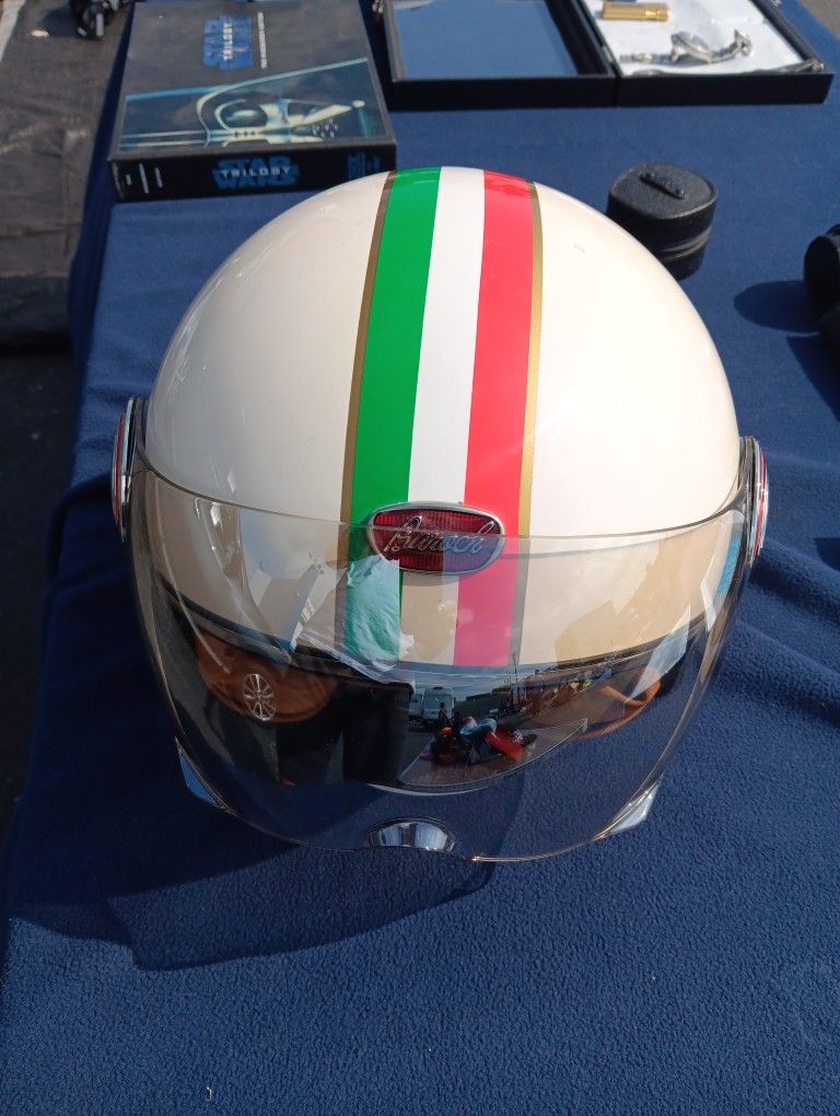 Beon Baroch Scooter Helmet. XL