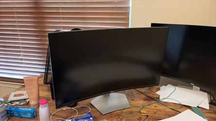 Dell 32 Curved FHD Monitor - S3222HN