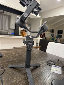 DJI Ronin SC2 Gimbal W/ Tripod