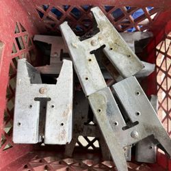 Folding Sawhorse Brackets 