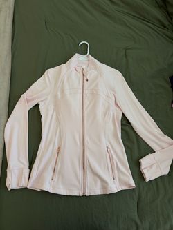 Lululemon size 10