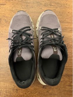 ON  MENS SHOES SIZE 11 US