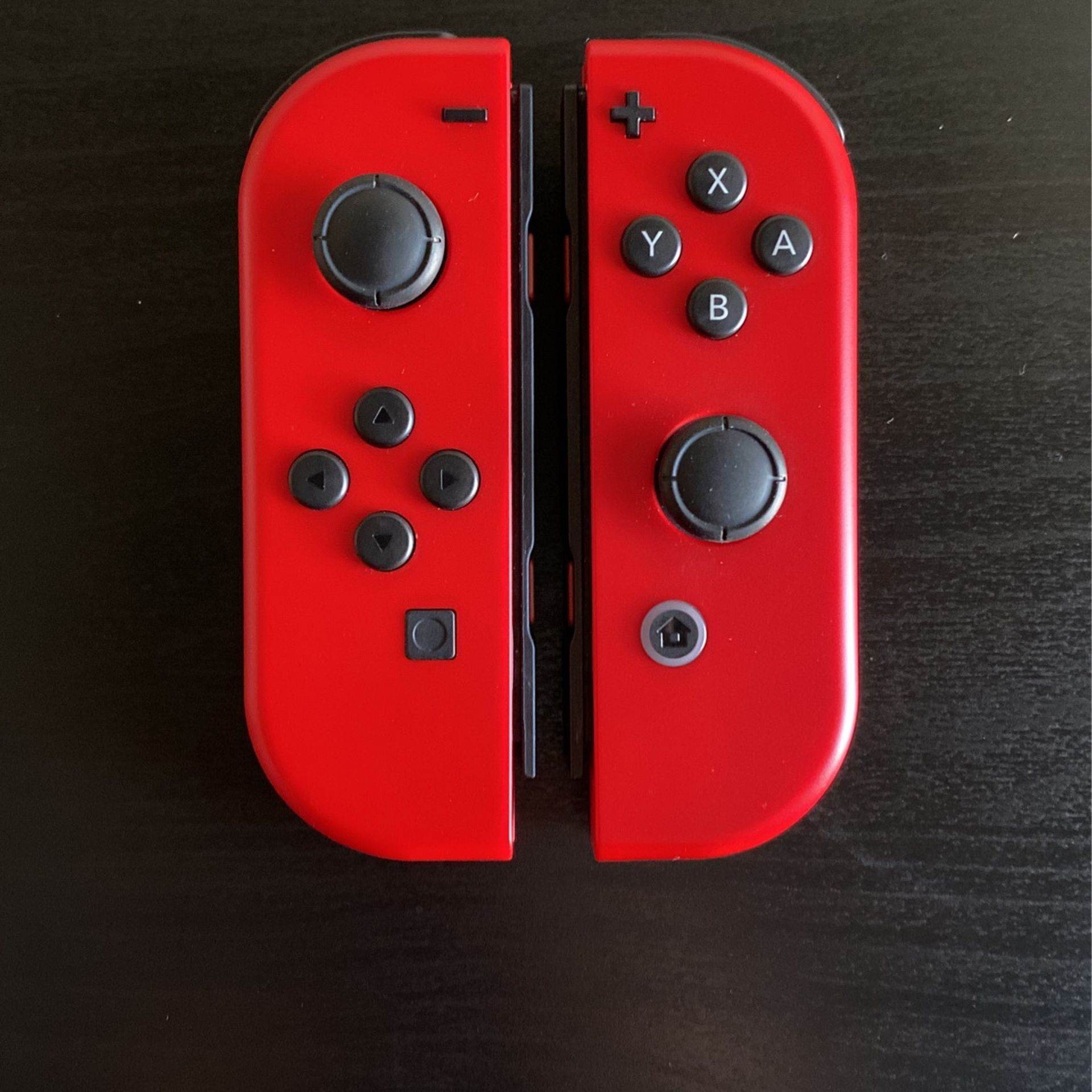 Nintendo Switch Joy-Con (Super Mario Odyssey Red)