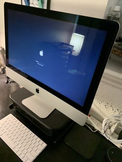 Apple imac 2017 1TB , 21.5 inch, 2.3 ghz..w/ mouse and keyboard