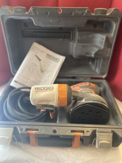 Ridgid R2600 Corded Palm Sander With Hard Mold Case