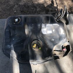 95-00 Acura Integra OEM Fuel Tank With OEM Fuel Pump And Sensors Still In Tact