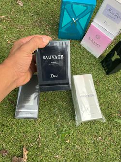Perfume con números de código