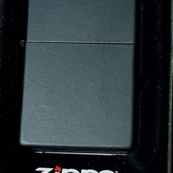 Zippo Black Matte NIB