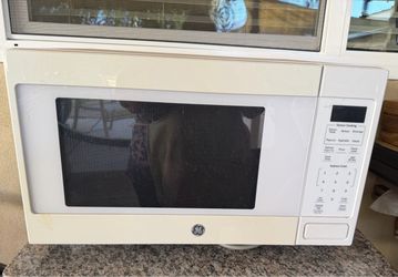 GE 1.6 ct ft 1150 Watt  Countertop
