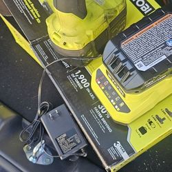 Ryobi 4ah And 1.5ah New With New Charger 