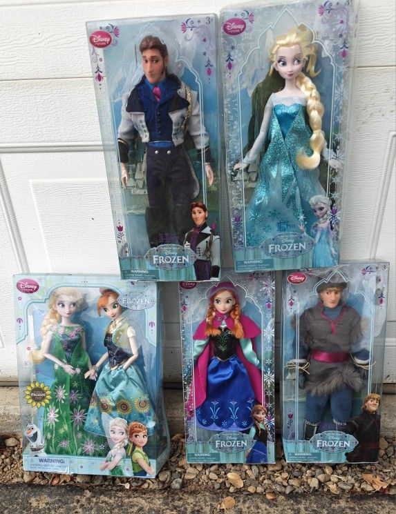 (5) "Frozen" Collector Dolls