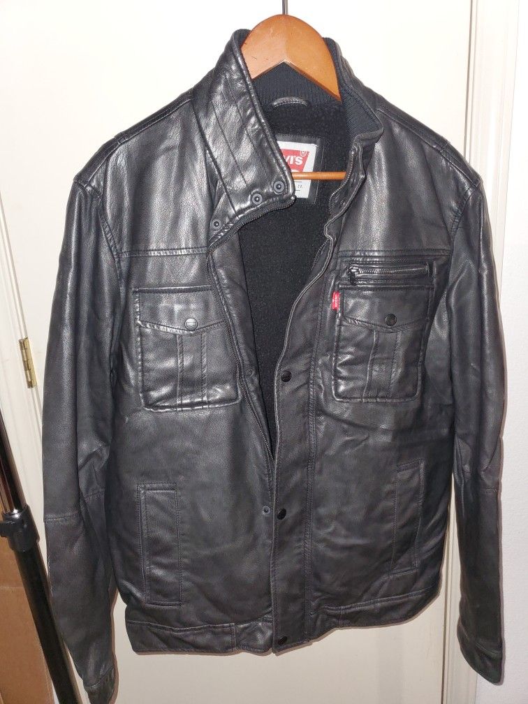 Men's Medium Levi's Jacket!