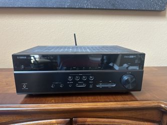 Yamaha RX-V481 AV Reciever