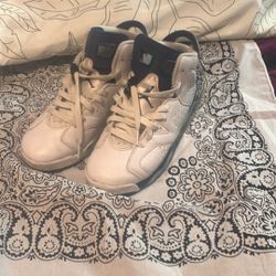 Jordan 7s Blue And White