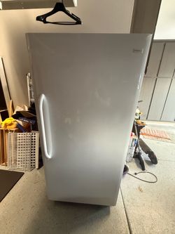Frigidaire 20.2 CuFt Upright frost free freezer